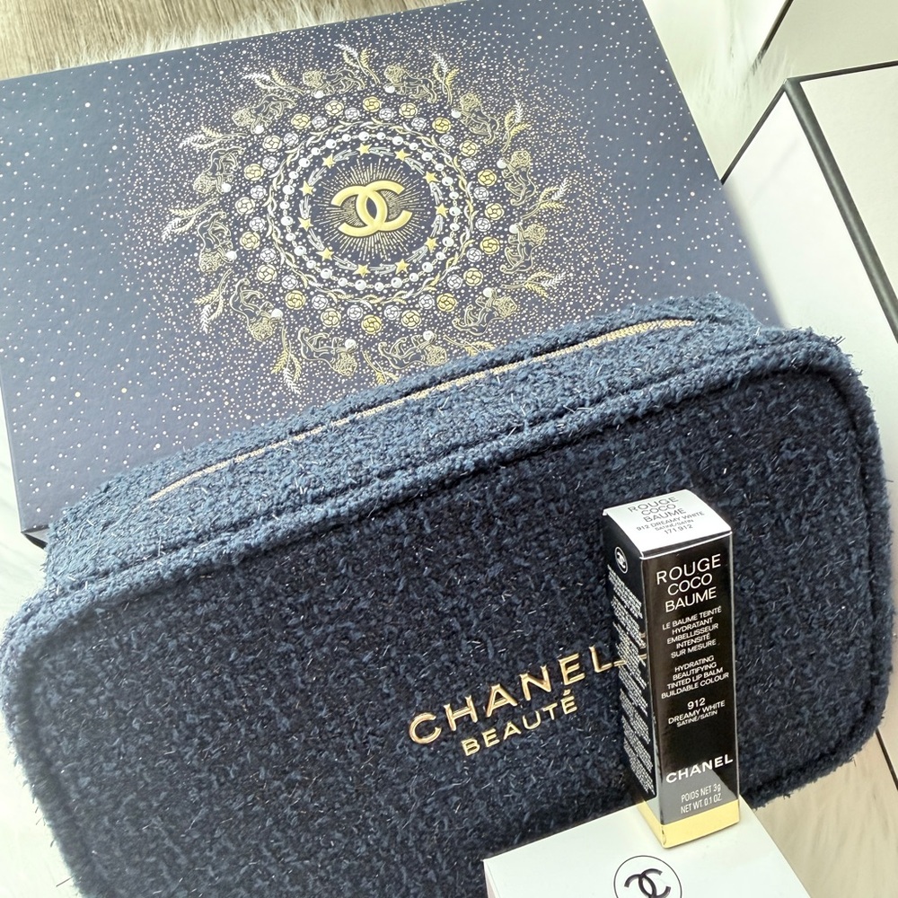 Chanel 2025 Holiday Gift Set with Gift Box - Picture 7 of 12